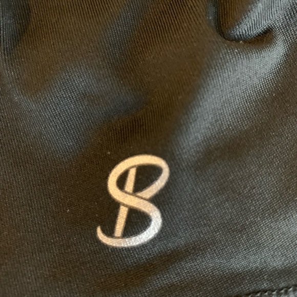 SOFTBELLA CORE LAUNCH TENNIS, PICKLEBALL, GOLF SKORT. WOMEN’S SIZE SMALL - Picture 4 of 4